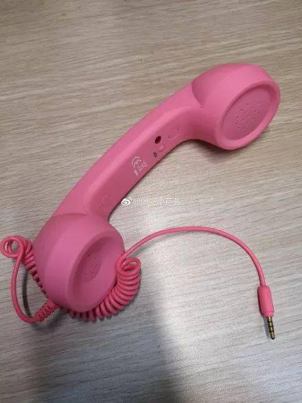 一組網友曝光的獵奇網購商品圖片